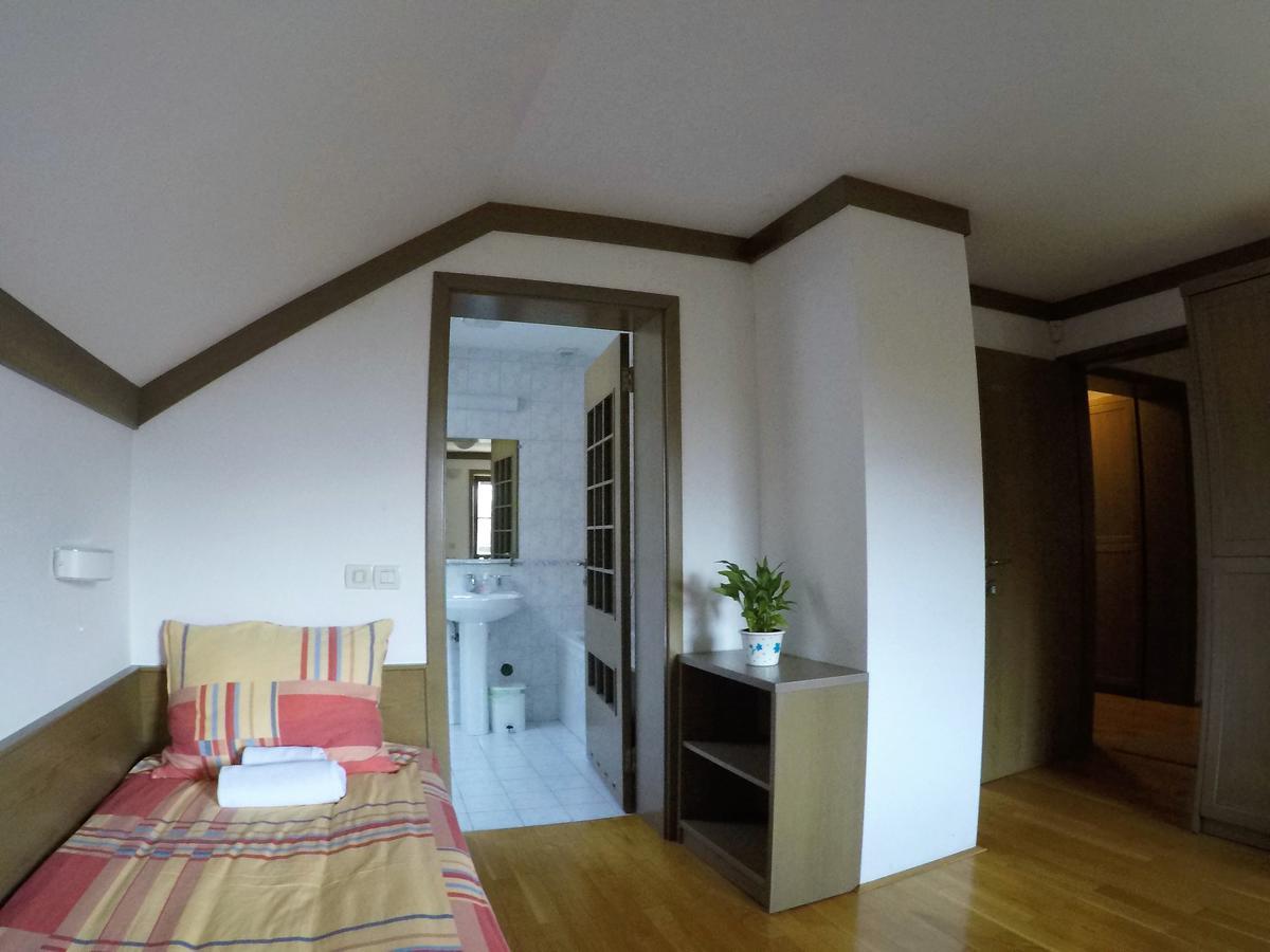 Karami Mountainhouse Bed & Breakfast Tržič Eksteriør bilde