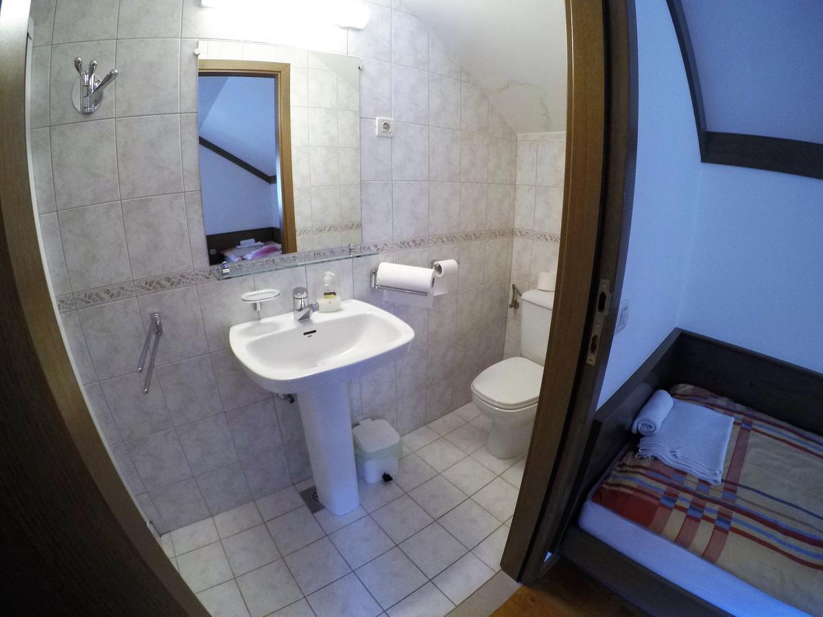 Karami Mountainhouse Bed & Breakfast Tržič Eksteriør bilde