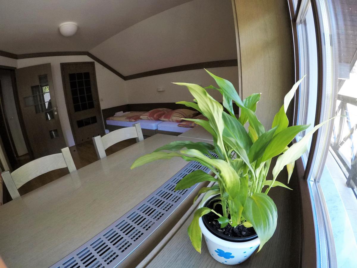 Karami Mountainhouse Bed & Breakfast Tržič Eksteriør bilde