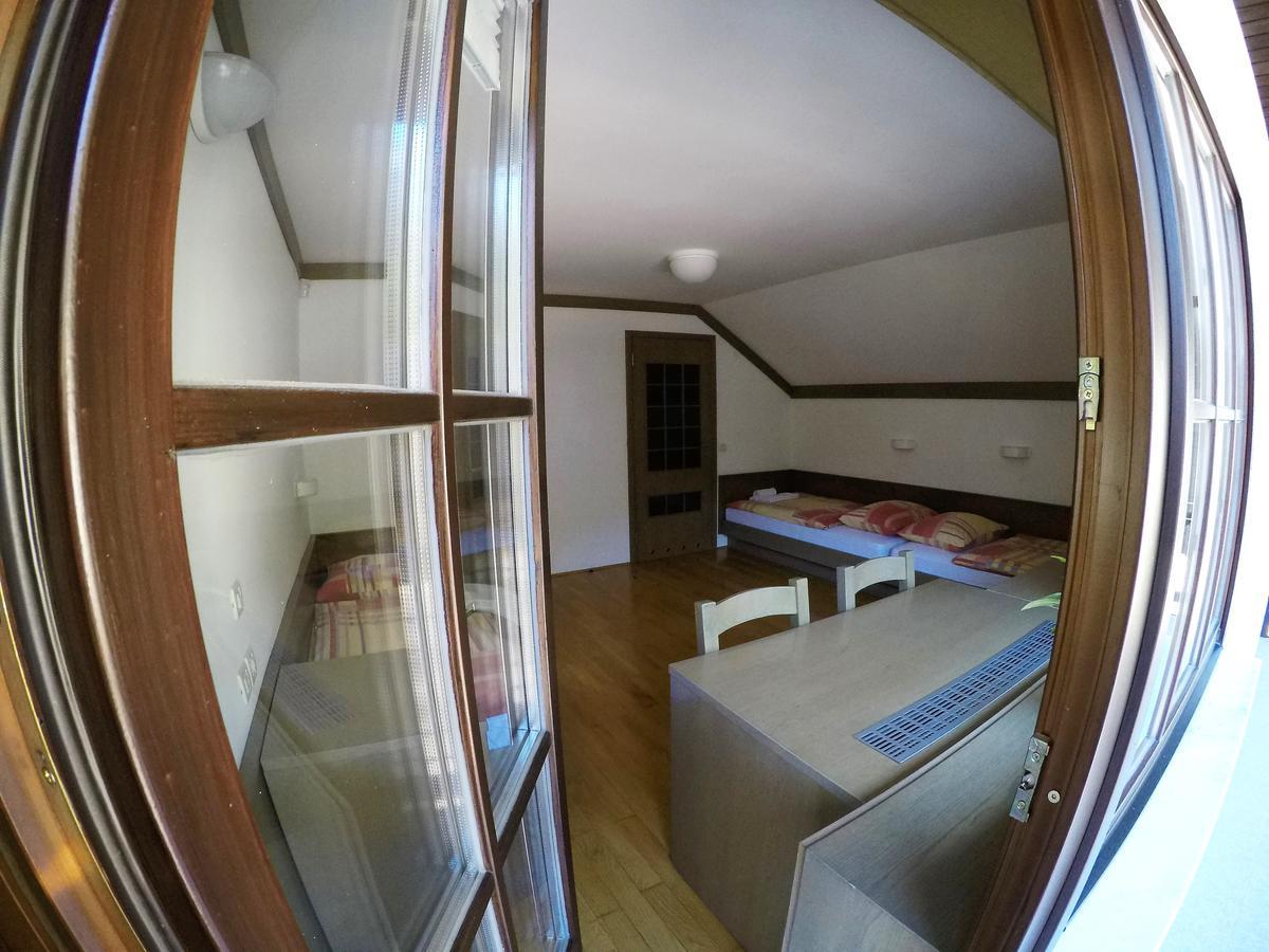 Karami Mountainhouse Bed & Breakfast Tržič Eksteriør bilde