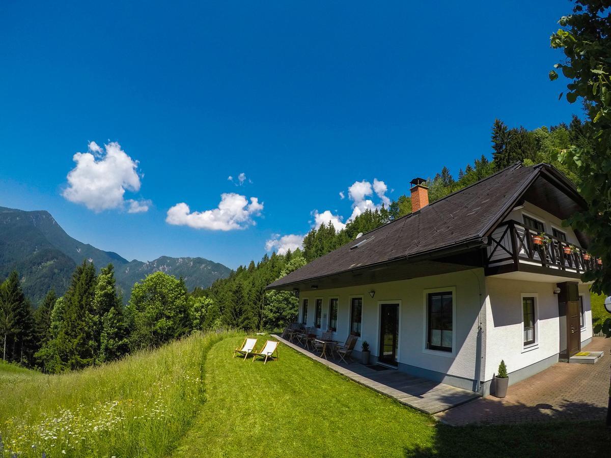 Karami Mountainhouse Bed & Breakfast Tržič Eksteriør bilde